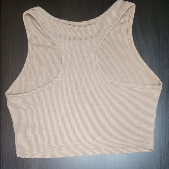 NWOT SheIn Basic Tan Racerback Crop Top - Picture 2 of 2